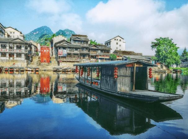 救援医学院学生